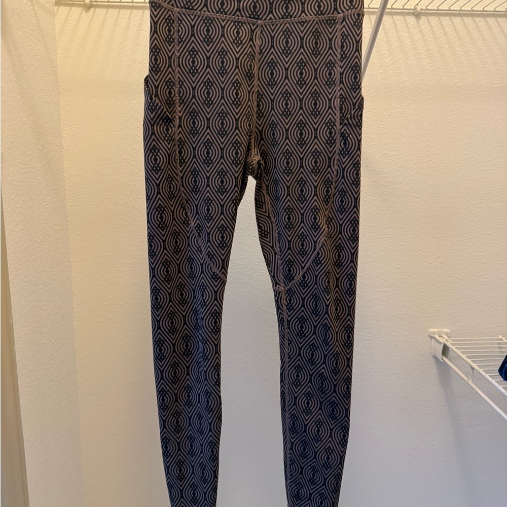 POP Fit Brown and Black Patterned Leggings